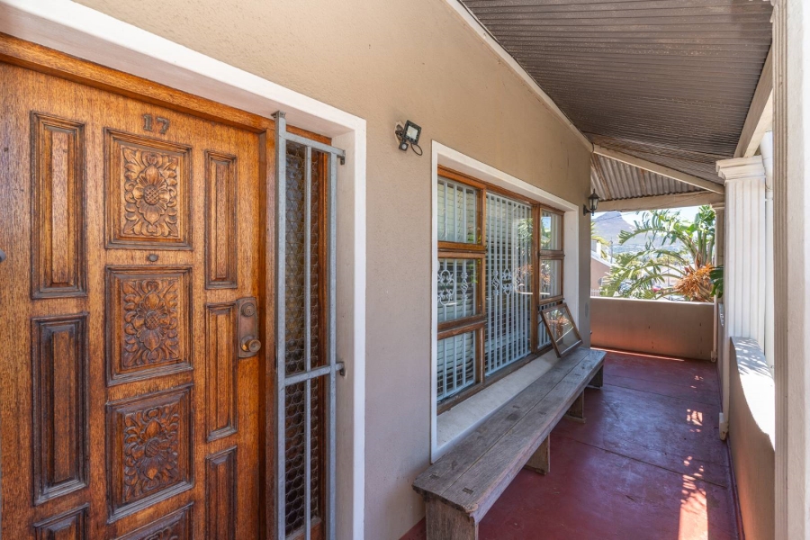 8 Bedroom Property for Sale in Walmer Estate Western Cape